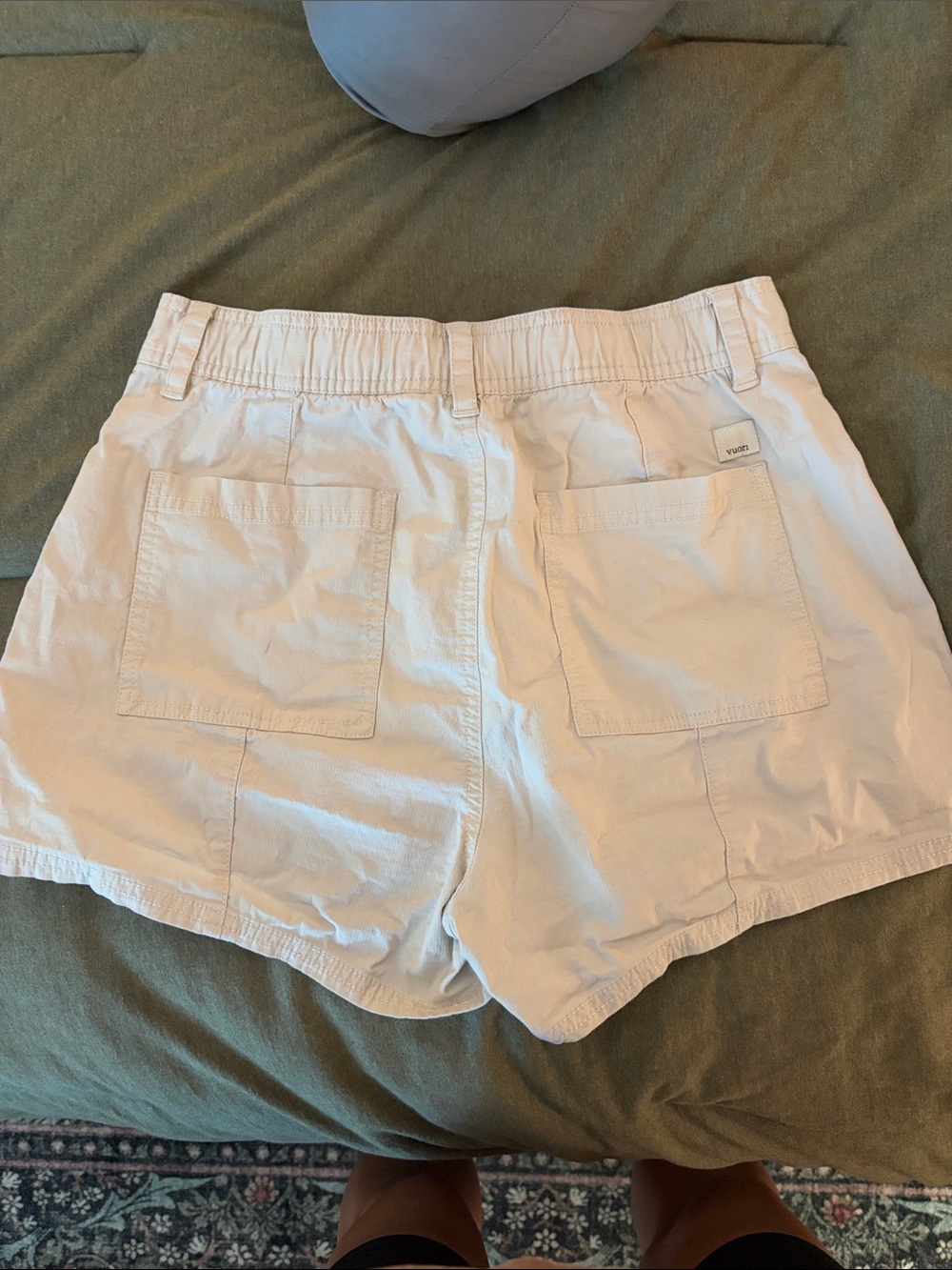 Women’s vuori White Utility Pocket Shorts - Picture 2 of 2